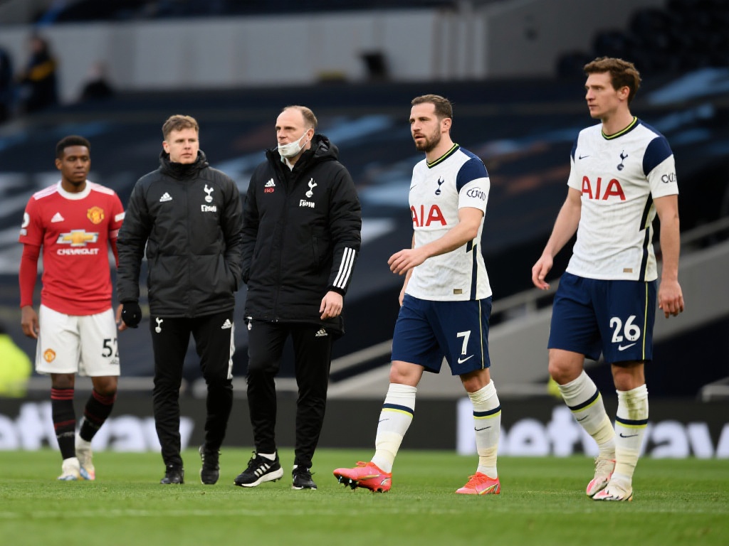 是球场上的 是球场上的